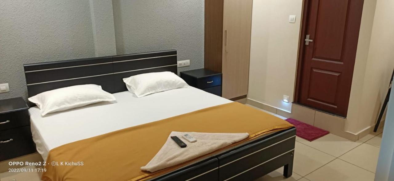 Kochi Mhb 모텔 외부 사진